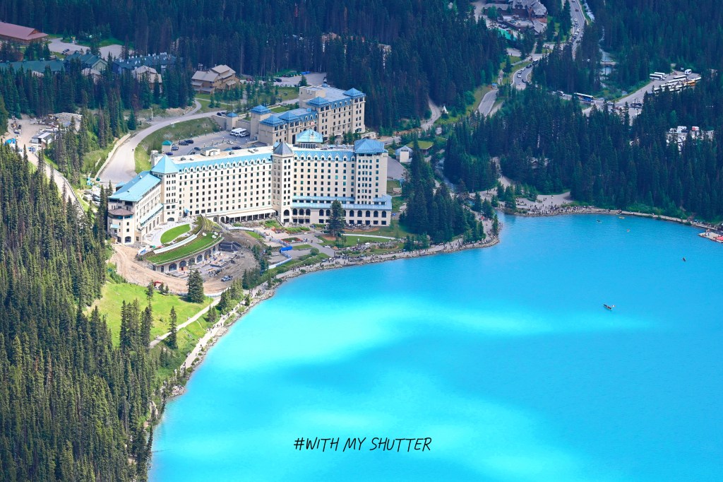 การเดินทาง และวิธีเดินทางไป Lake Louise และ Moraine Lake